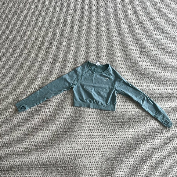 Gymshark Tops - Blue Gymshark workout top, cropped long sleeve